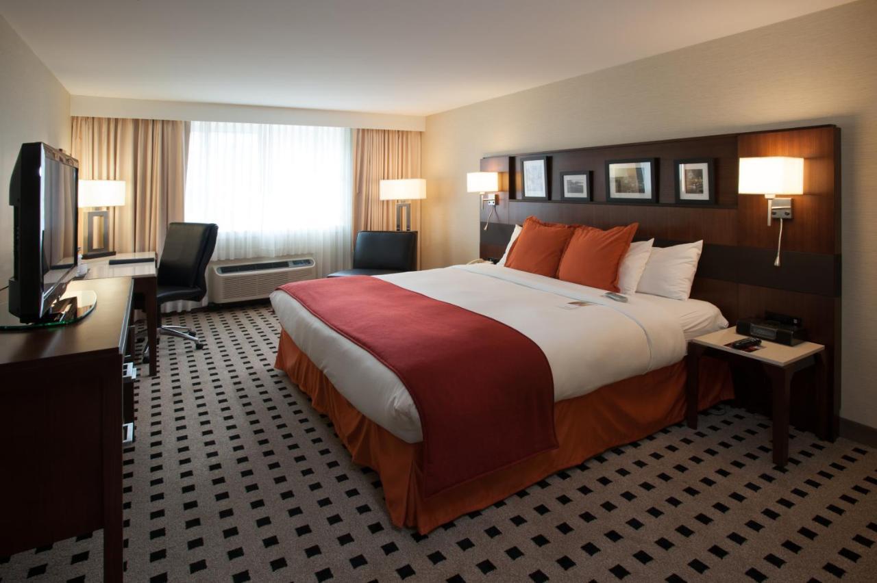Penn Harris Hotel Harrisburg, Trademark By Wyndham Zewnętrze zdjęcie
