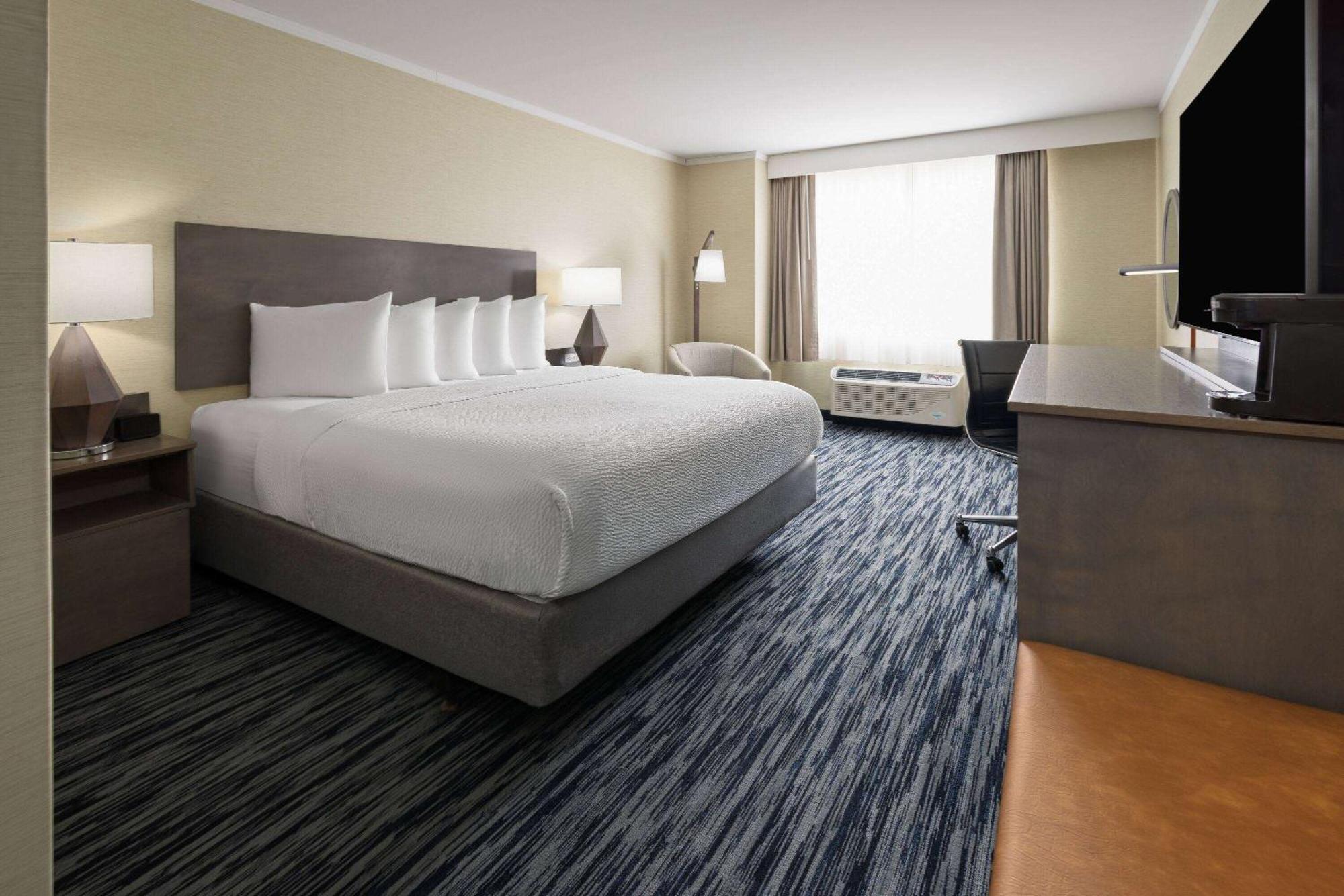 Penn Harris Hotel Harrisburg, Trademark By Wyndham Zewnętrze zdjęcie