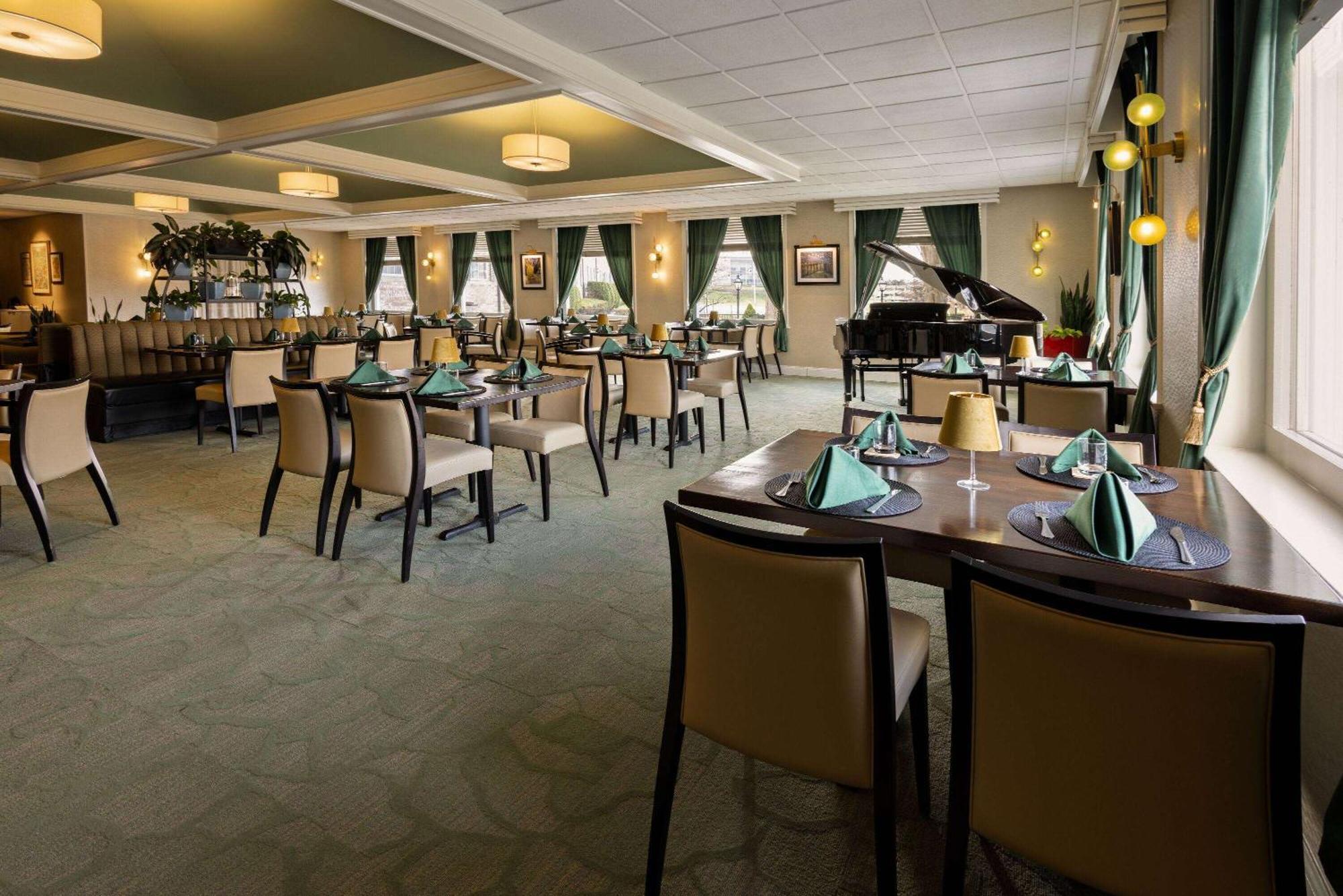 Penn Harris Hotel Harrisburg, Trademark By Wyndham Zewnętrze zdjęcie